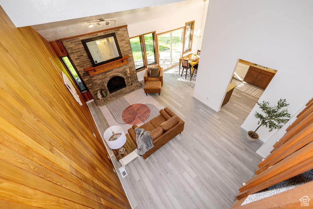 38 N WHITE BARN DR Pleasant View, UT 84414