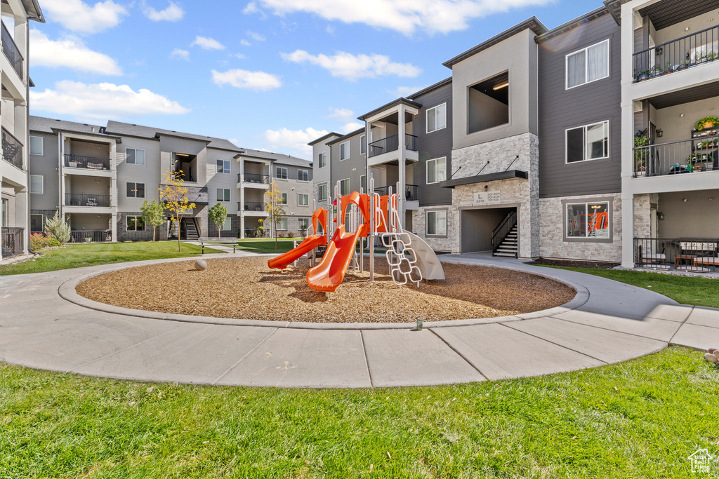 Photo 18 for MLS #2112750 at 1936 N 3410 West #101