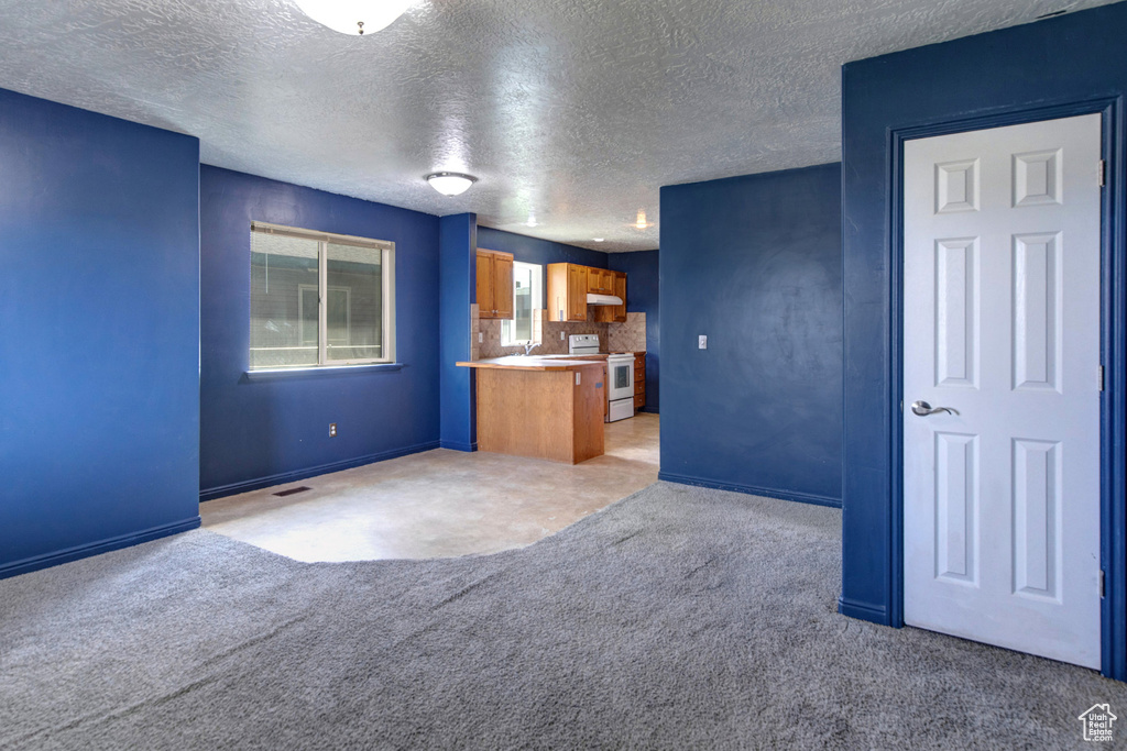 Photo 3 for MLS #2112755 at 110 E 100 North