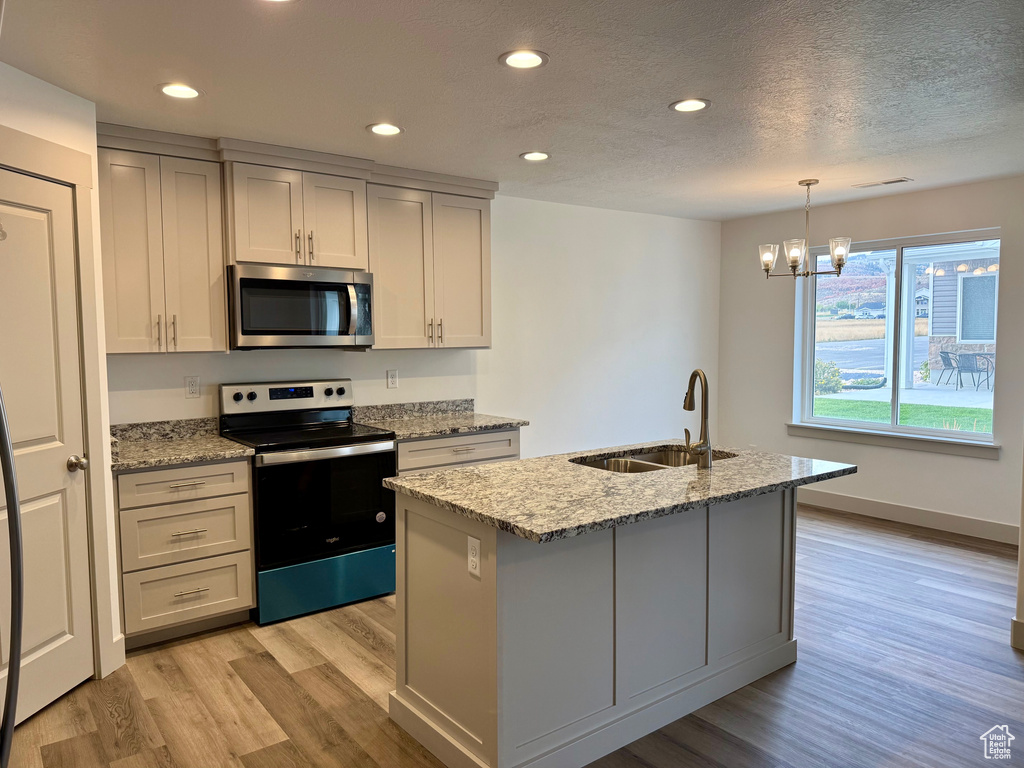 196 W SEASONS LN #50 Garden City, UT 84028