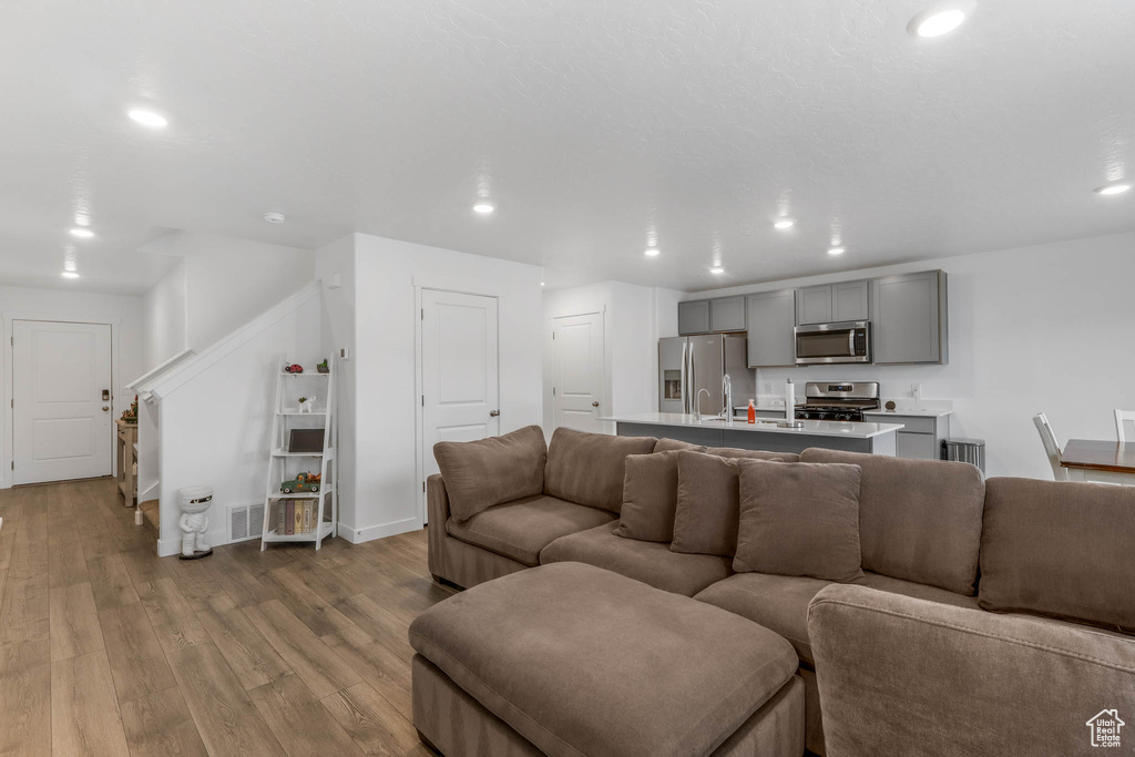 878 E LUBBER LN Saratoga Springs, UT 84045