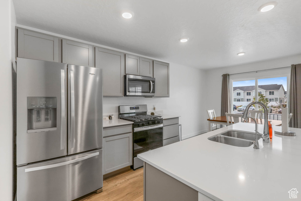 878 E LUBBER LN Saratoga Springs, UT 84045