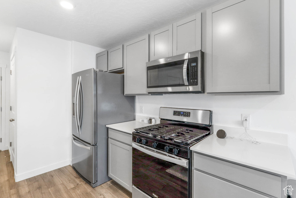 878 E LUBBER LN Saratoga Springs, UT 84045