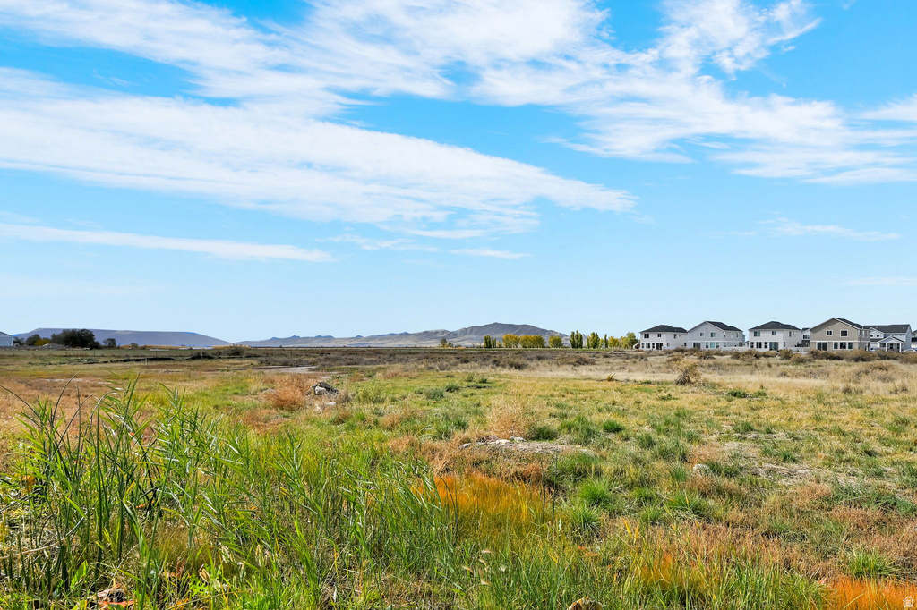 3006 S 2725 W Syracuse, UT 84075