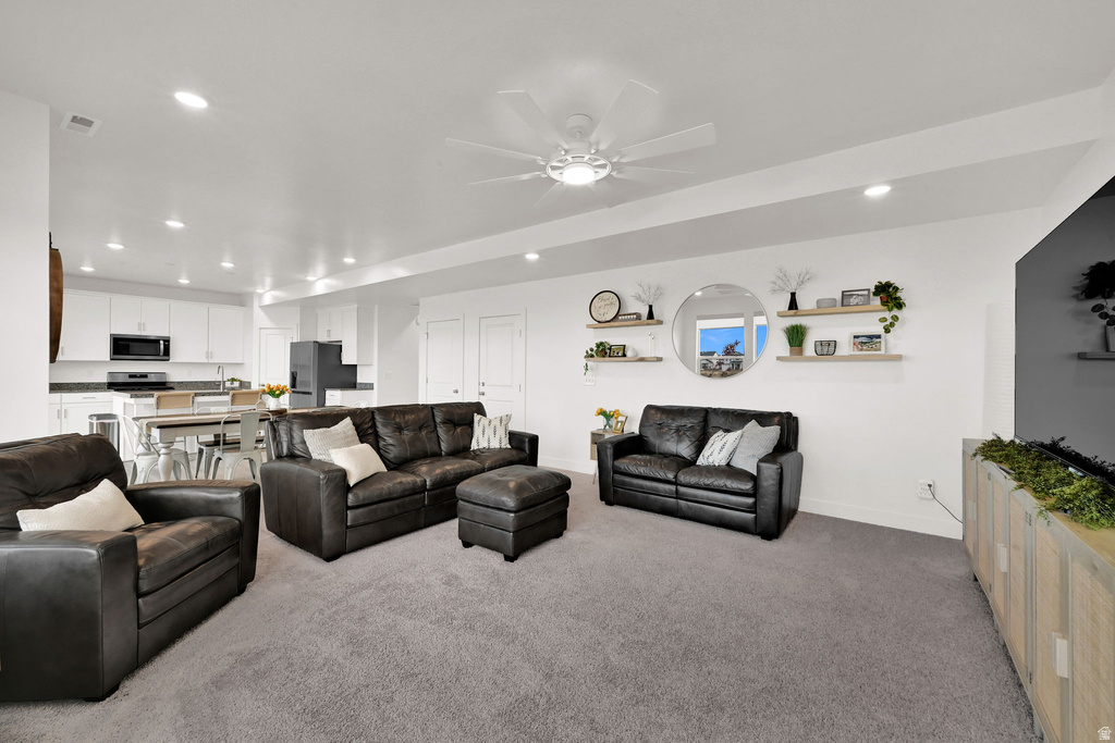 3006 S 2725 W Syracuse, UT 84075