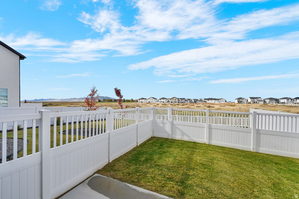 3006 S 2725 W Syracuse, UT 84075