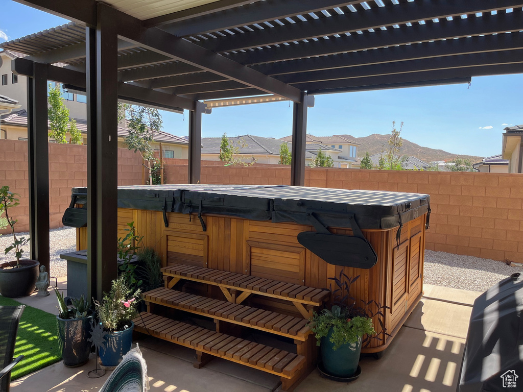 Photo 7 for MLS #2112784 at 657 S Taylor Dr