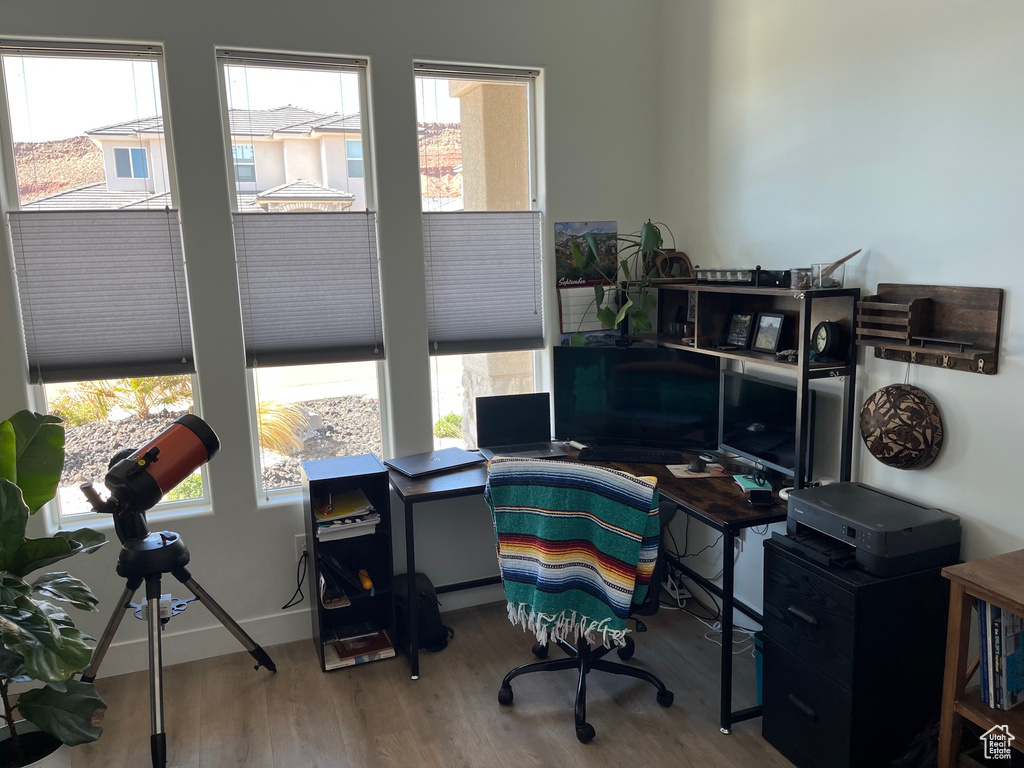 Photo 16 for MLS #2112784 at 657 S Taylor Dr