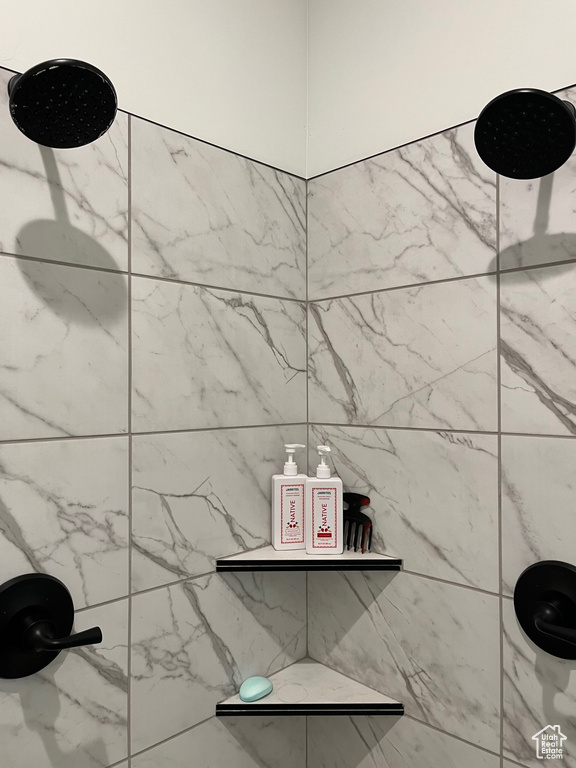 Photo 13 for MLS #2112784 at 657 S Taylor Dr