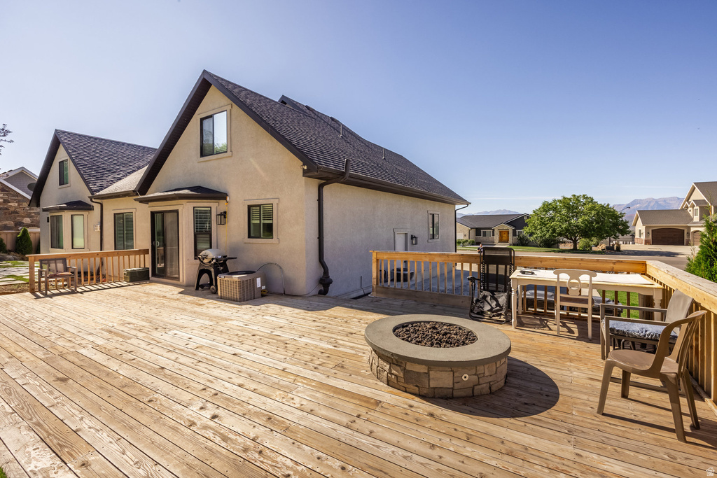 1896 VALLEY HILLS BLVD Heber City, UT 84032