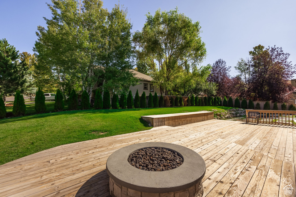 Photo 15 for MLS #2112785 at 1896 Valley Hills Blvd