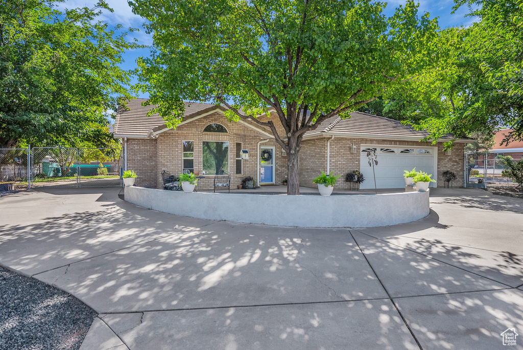 Photo 3 for MLS #2112789 at 645 S 700 West
