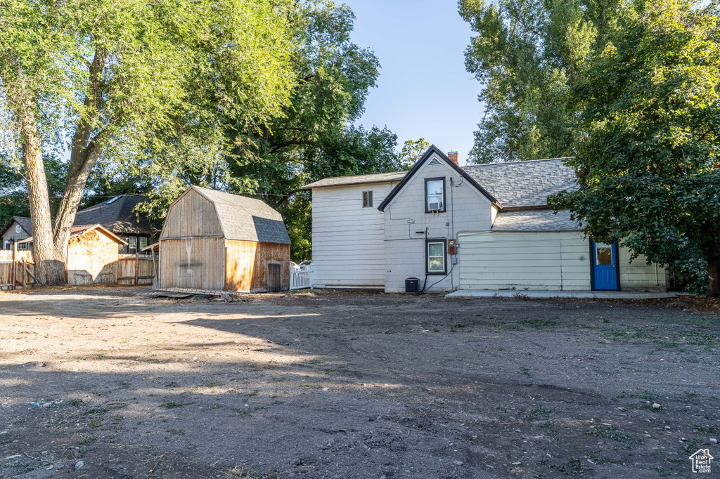 339 W CENTER ST Logan, UT 84321