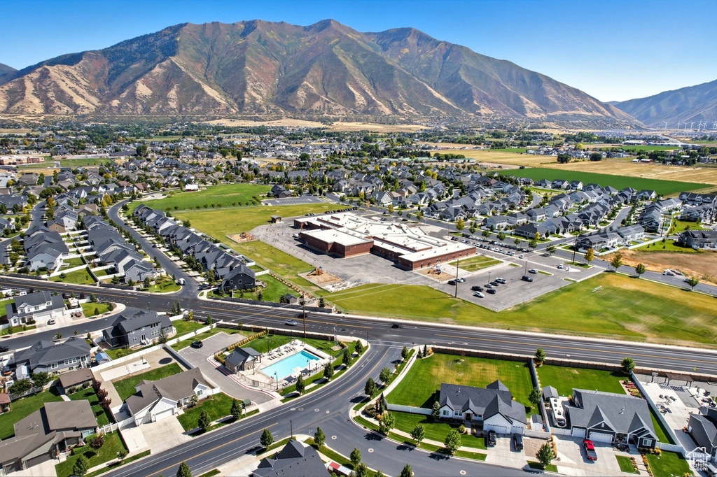 572 S CHAMBERLAIN ST Mapleton, UT 84664