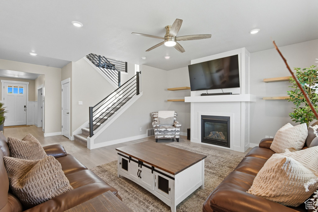 572 S CHAMBERLAIN ST Mapleton, UT 84664