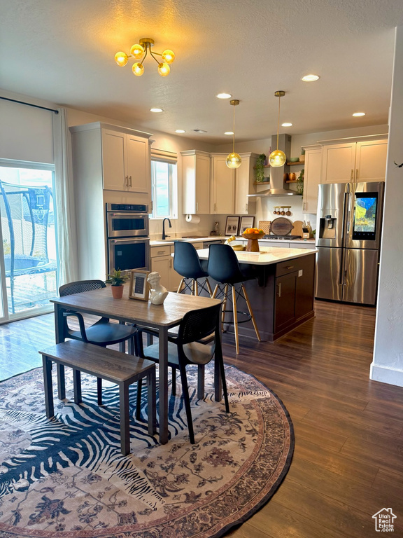 3239 S IRON HILL CIR Saratoga Springs, UT 84045