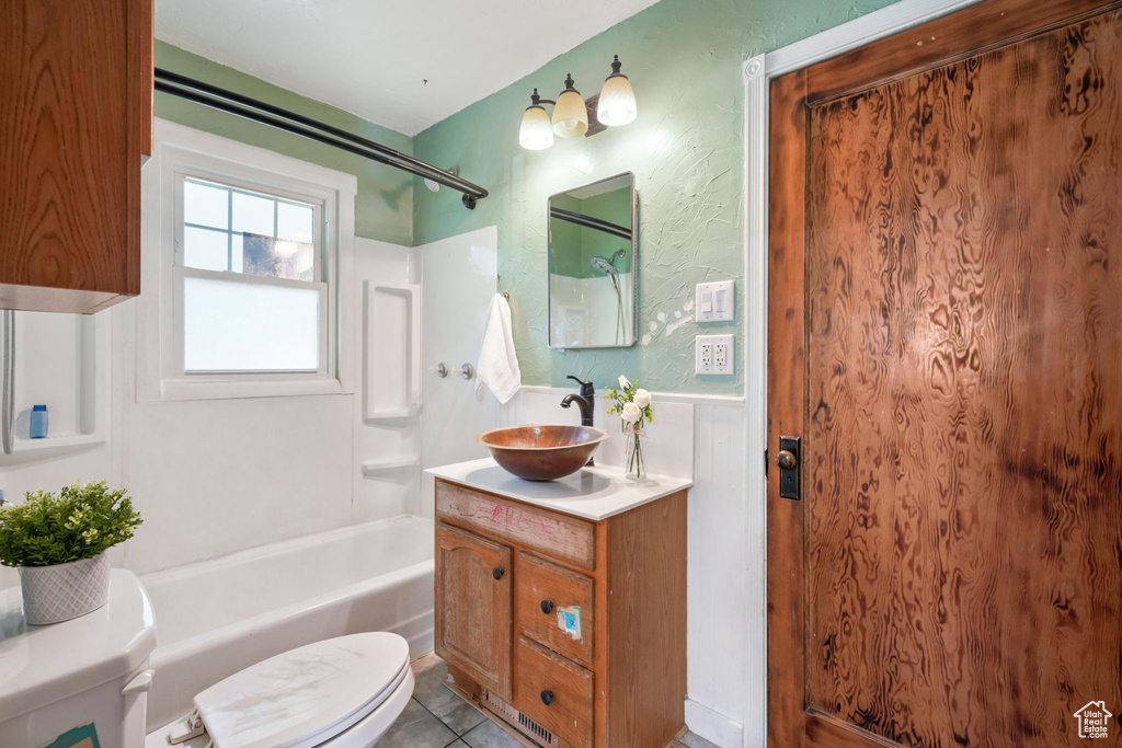 Photo 13 for MLS #2112828 at 2259 W 1800 North
