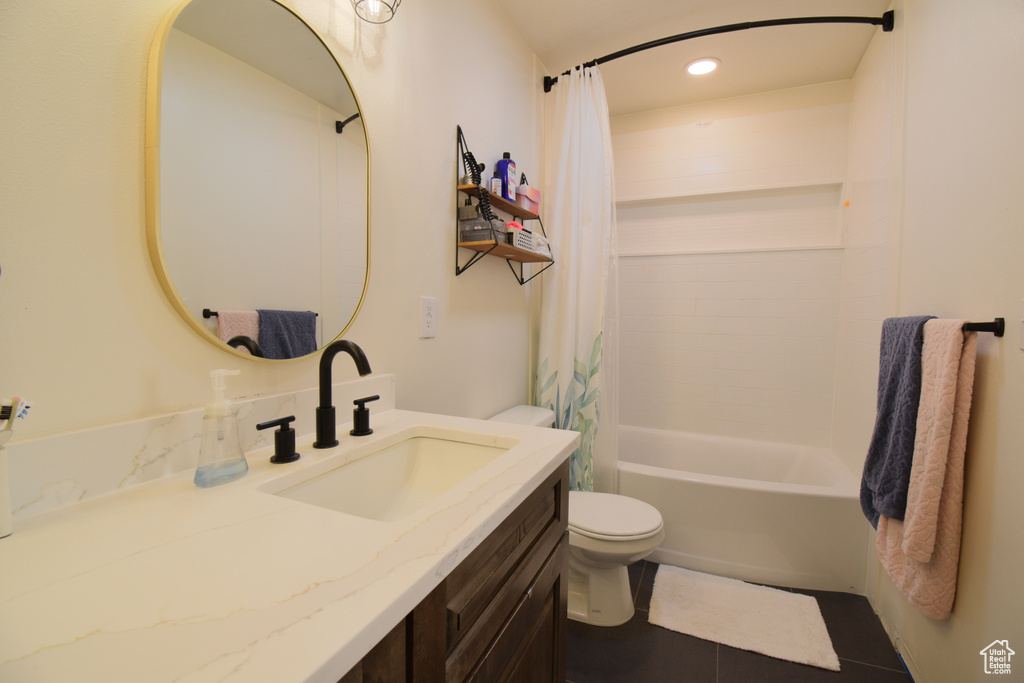 Photo 17 for MLS #2112843 at 34415 N 7925 East