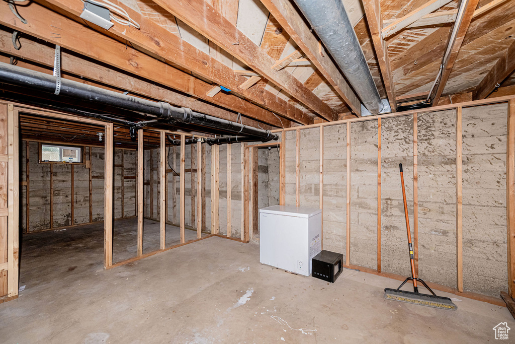 Photo 20 for MLS #2112855 at 573 E 5th St