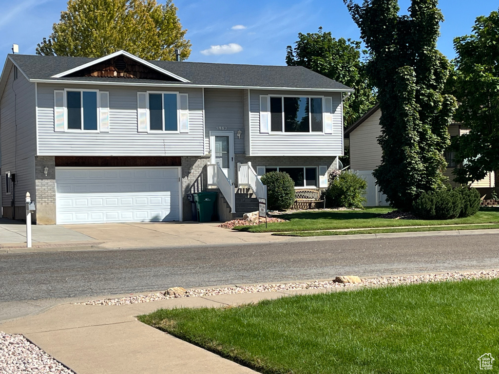 Photo 2 for MLS #2112856 at 5982 S 2825 West