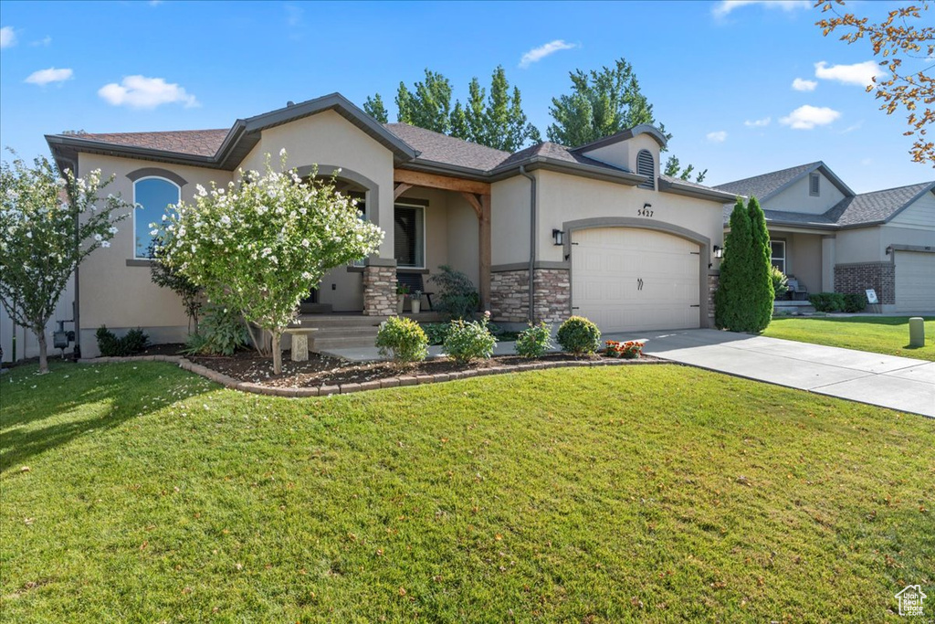 Photo 2 for MLS #2112857 at 5427 W Aylesbury Dr