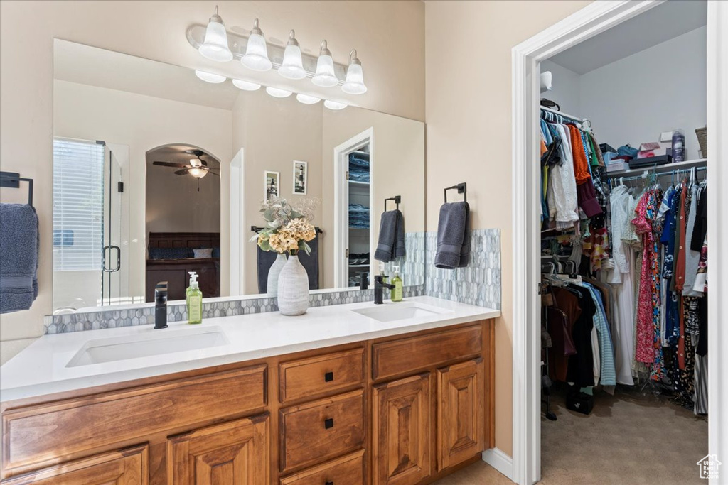 Photo 17 for MLS #2112857 at 5427 W Aylesbury Dr