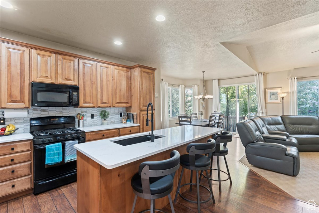 Photo 7 for MLS #2112857 at 5427 W Aylesbury Dr