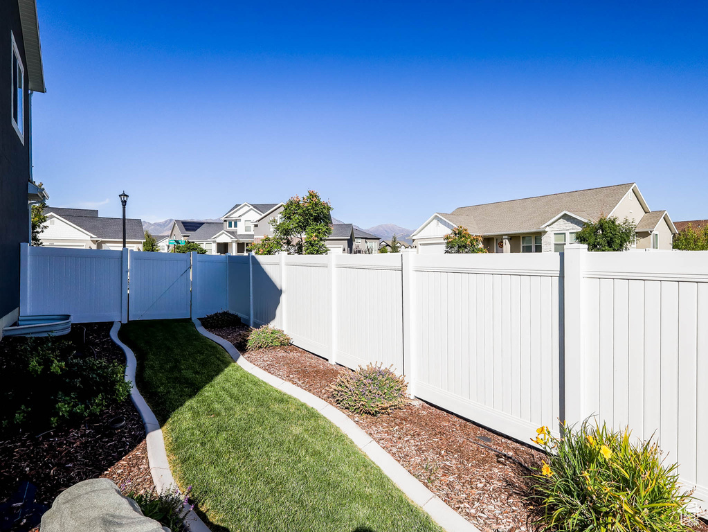 4910 N DESERET PEAK DR Eagle Mountain, UT 84005