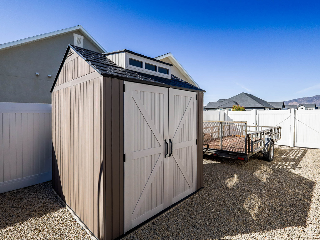 4910 N DESERET PEAK DR Eagle Mountain, UT 84005