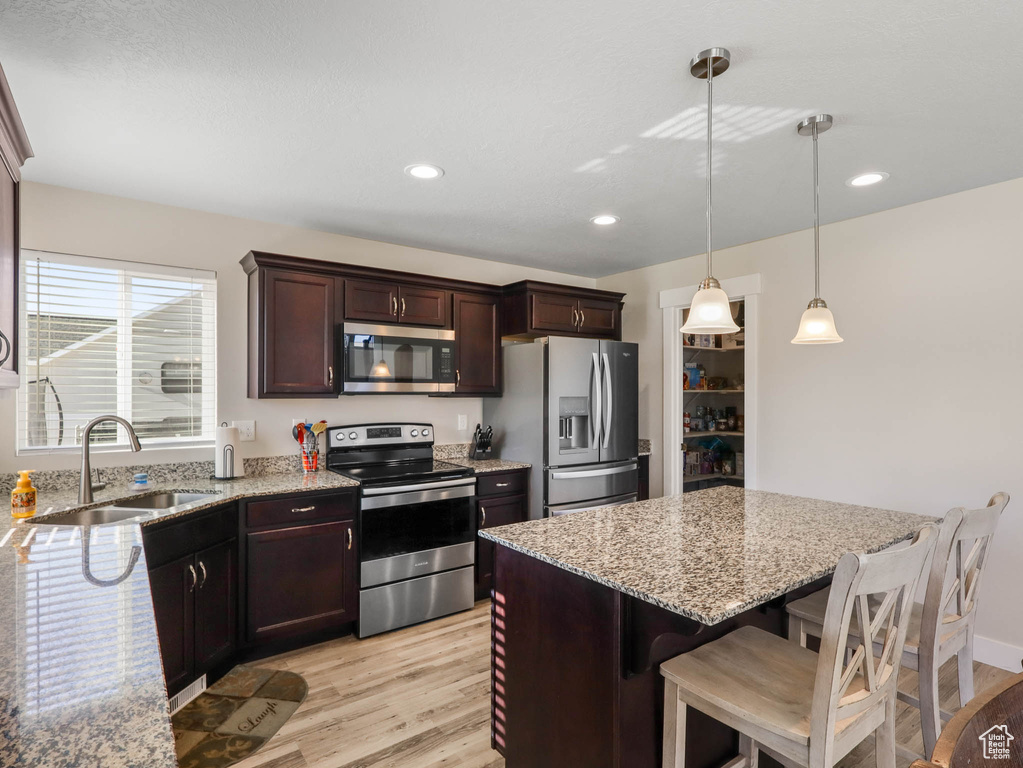 4910 N DESERET PEAK DR Eagle Mountain, UT 84005