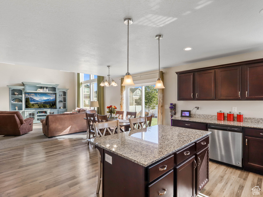 4910 N DESERET PEAK DR Eagle Mountain, UT 84005