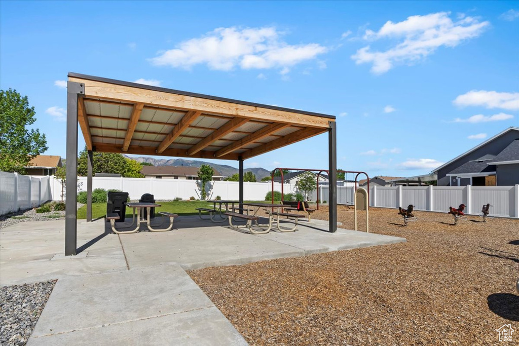 643 W BANNER DR Grantsville, UT 84029