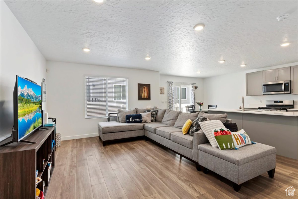 643 W BANNER DR Grantsville, UT 84029