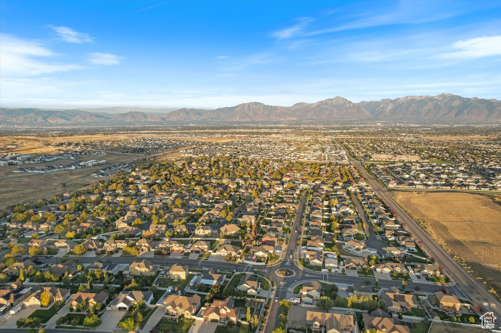 8117 S WICKFORD WAY West Jordan, UT 84081