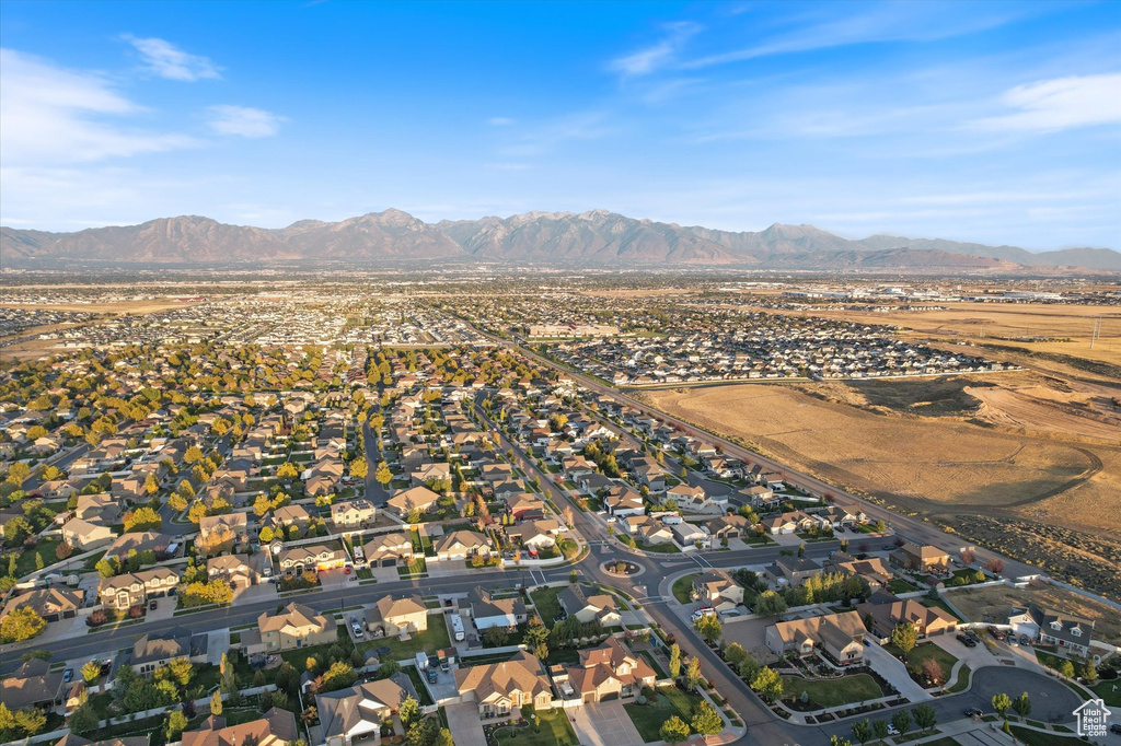 8117 S WICKFORD WAY West Jordan, UT 84081