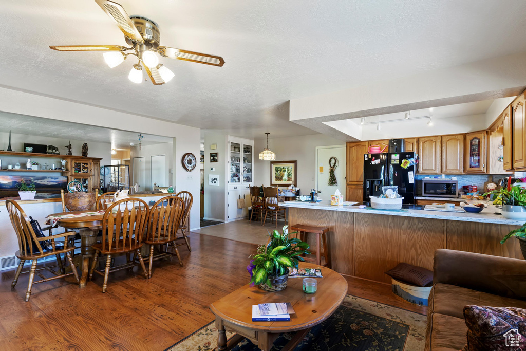 2273 E SNOQUALMIE CIR DR Layton, UT 84040