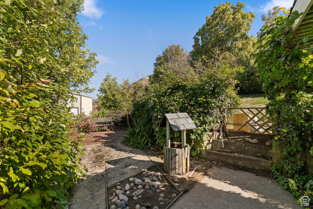 2273 E SNOQUALMIE CIR DR Layton, UT 84040