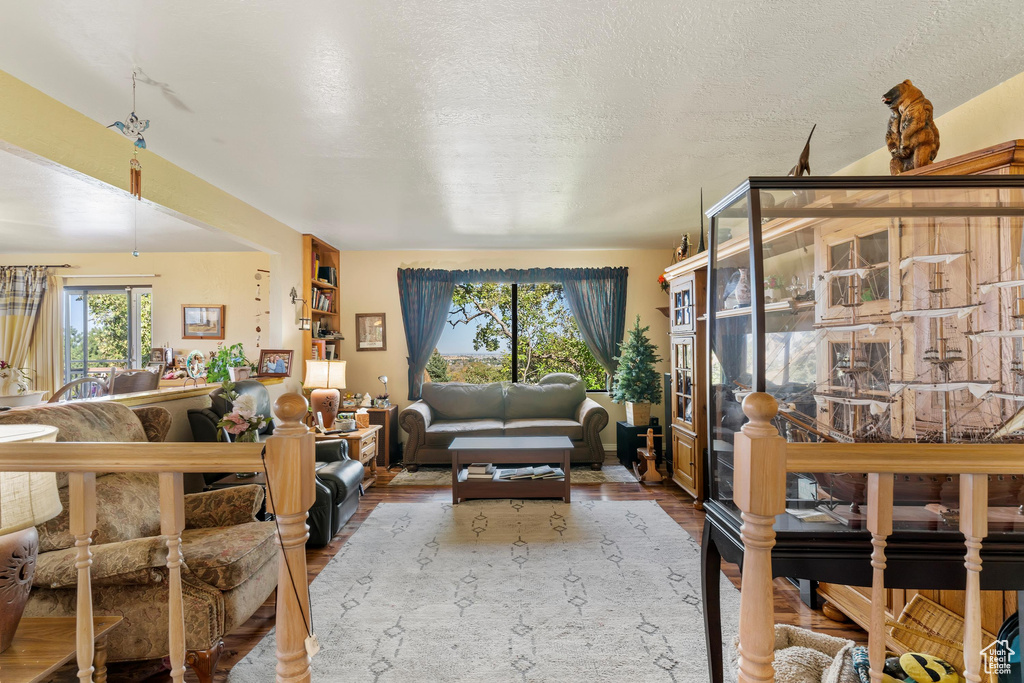 2273 E SNOQUALMIE CIR DR Layton, UT 84040