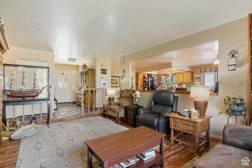 2273 E SNOQUALMIE CIR DR Layton, UT 84040