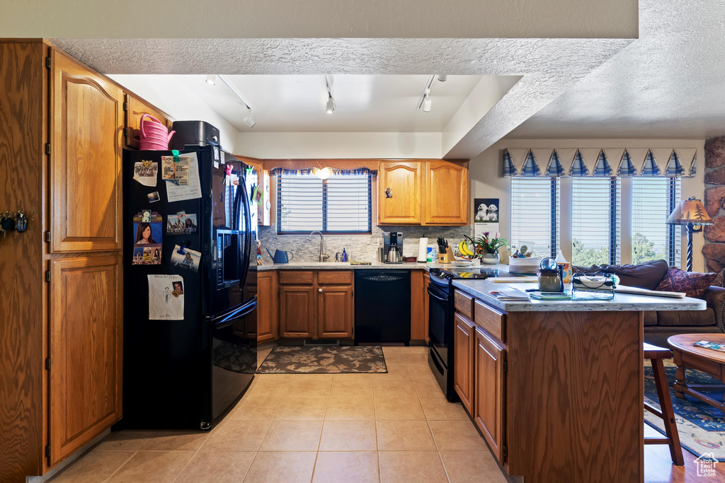 2273 E SNOQUALMIE CIR DR Layton, UT 84040
