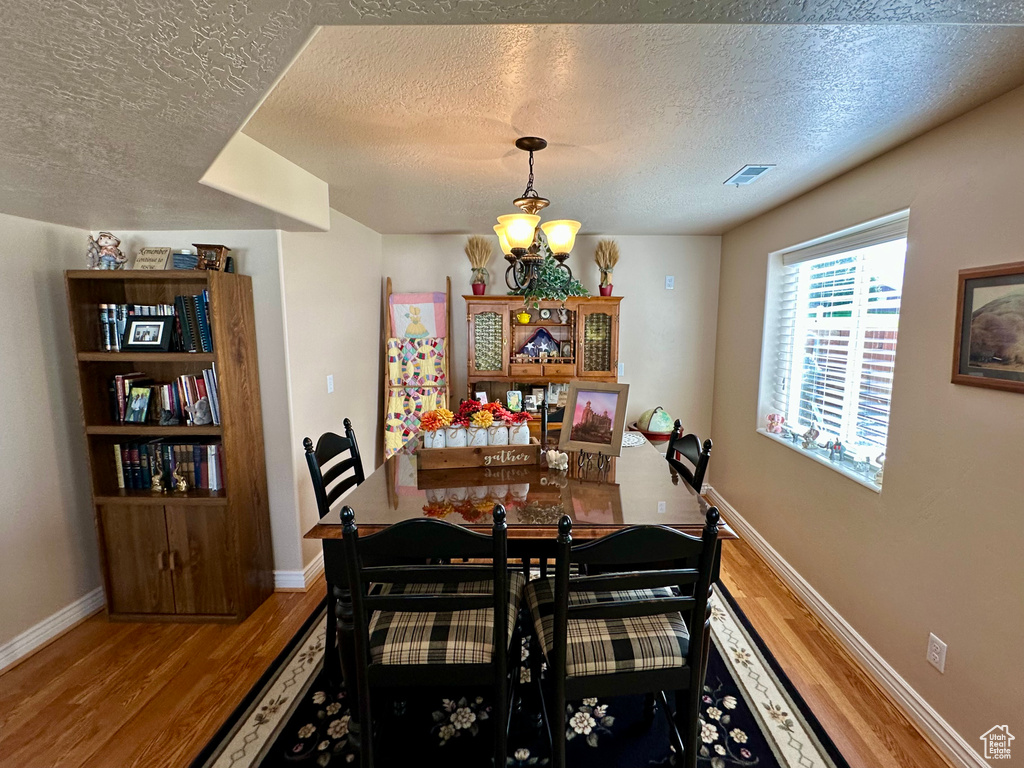 Photo 44 for MLS #2112884 at 653 N 200 East