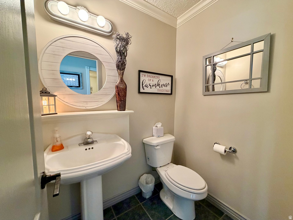 1137 W 2500 S Syracuse, UT 84075