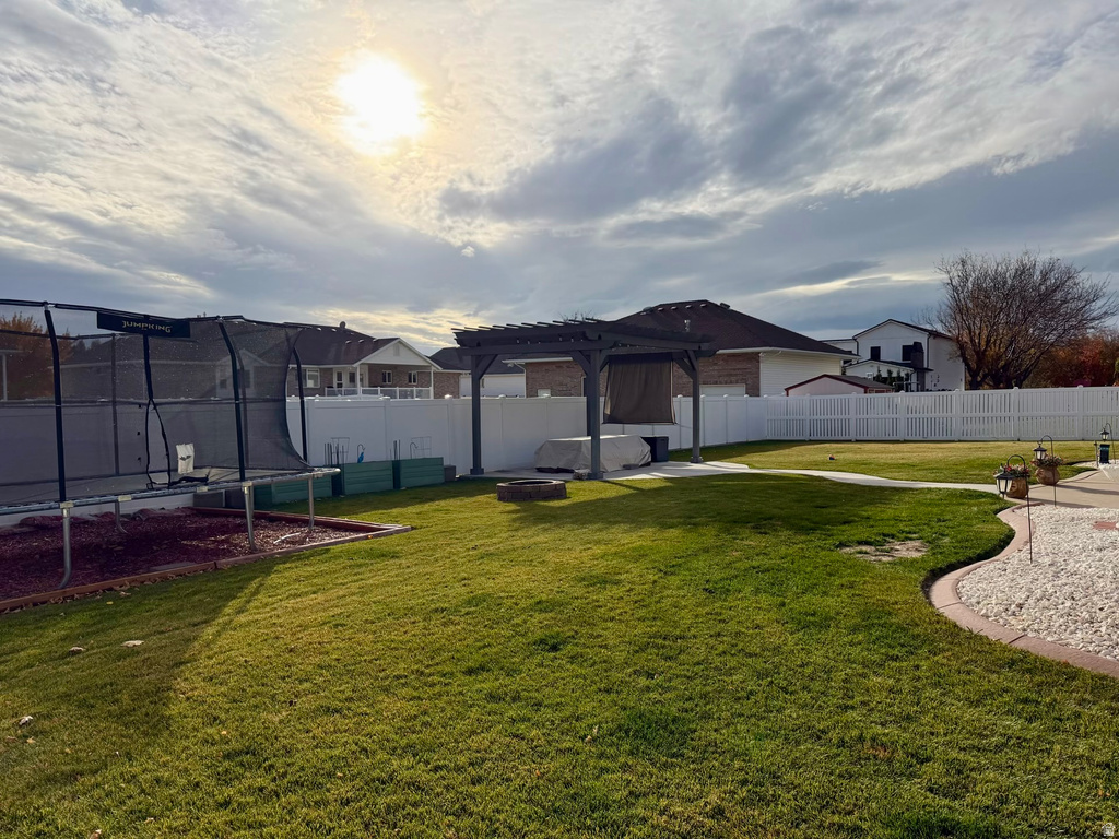 1137 W 2500 S Syracuse, UT 84075