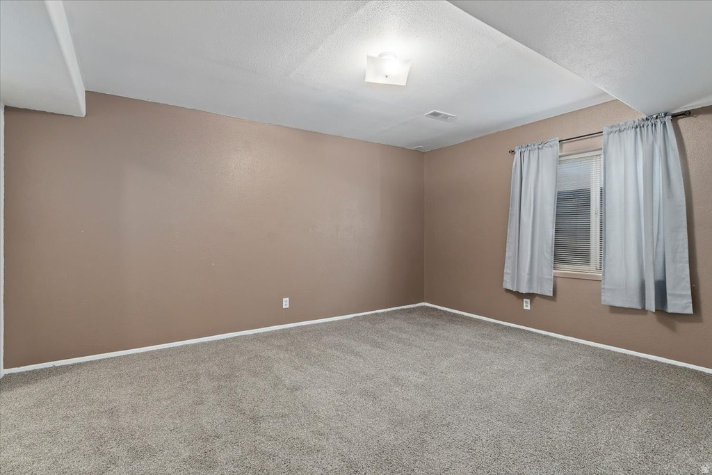 4582 S EARLY DUKE ST West Valley City, UT 84120