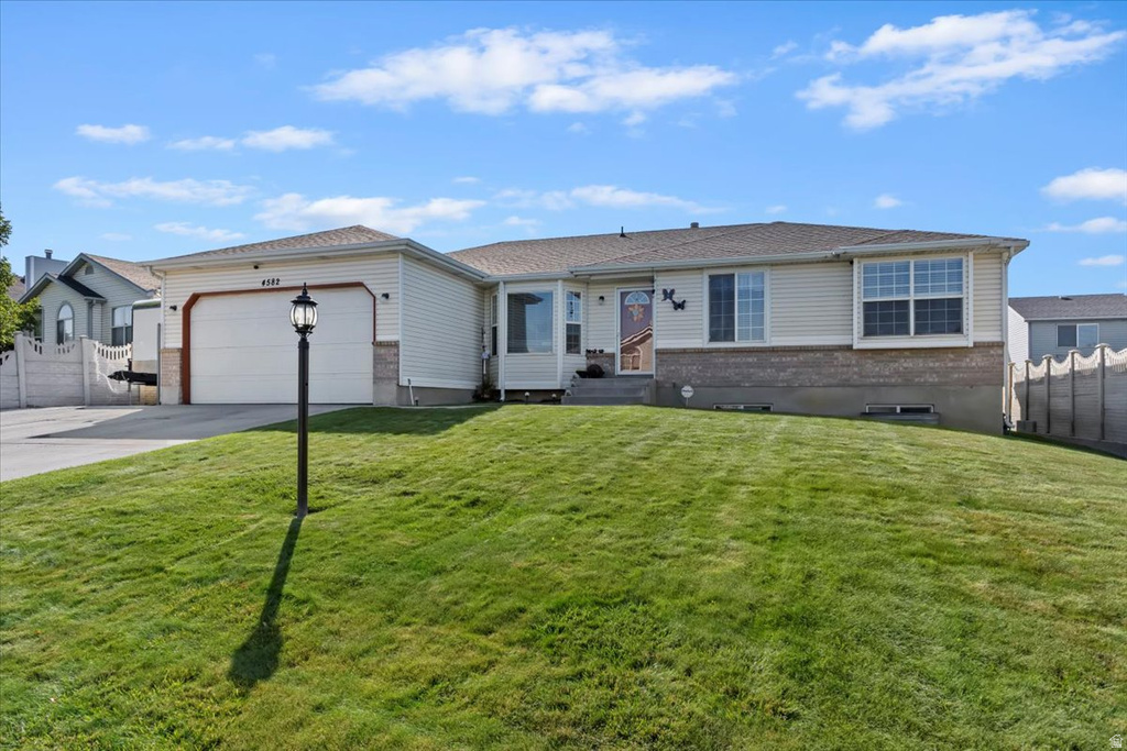 4582 S EARLY DUKE ST West Valley City, UT 84120