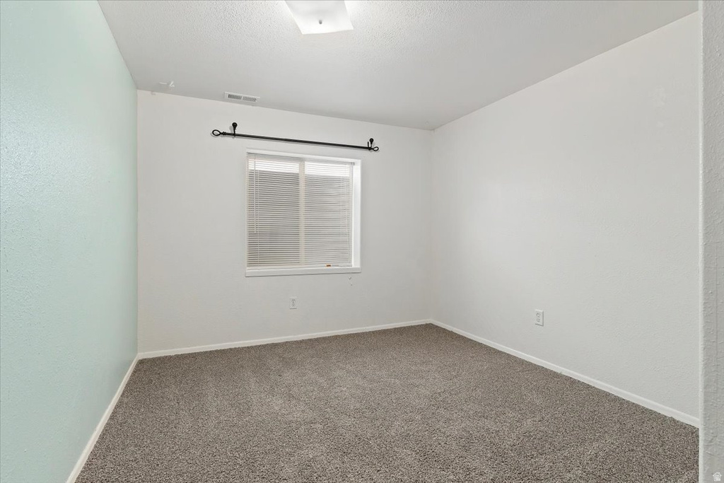 4582 S EARLY DUKE ST West Valley City, UT 84120