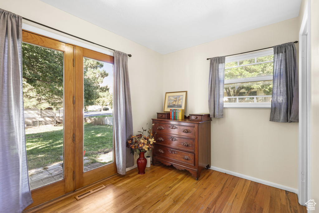 Photo 9 for MLS #2112910 at 1158 16th St