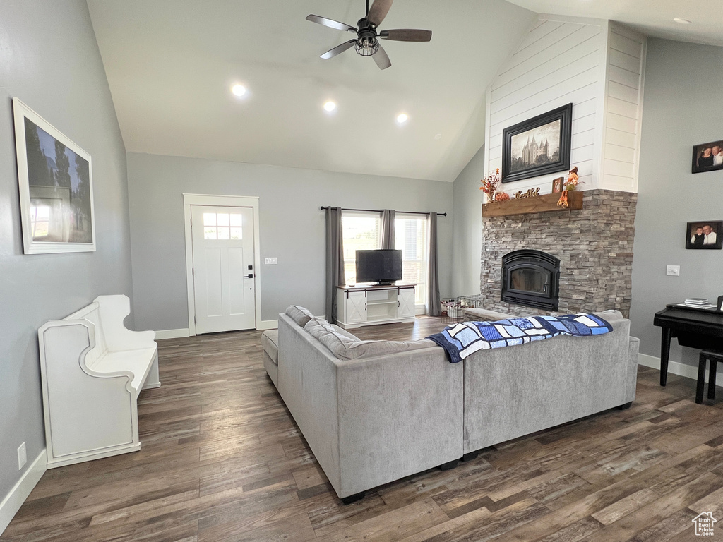 Photo 6 for MLS #2112930 at 3133 S 375 East
