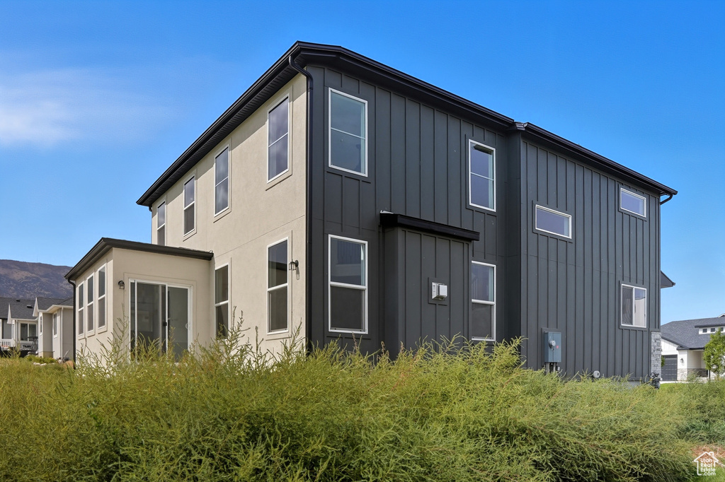 103 E GARIBALDI WAY Saratoga Springs, UT 84045