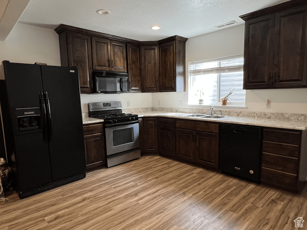 368 E 400 S Nephi, UT 84648